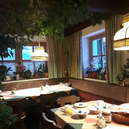Haus Morgensonne Guest house Pettneu am Arlberg
